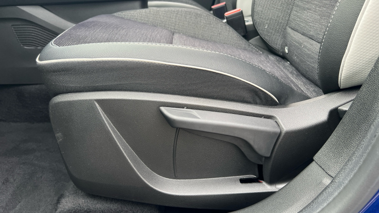 Renault Captur 1.0 TCE 90 Techno 5dr Petrol Hatchback